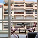 Poincare 2 Pièces Balcon Proche Appartamento