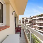 Poincare 2 Pièces Balcon Proche *
