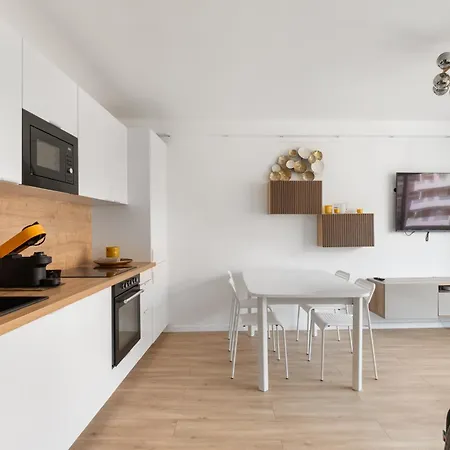 Jardin Pauline 2 Pieces Balcon Proche Plage